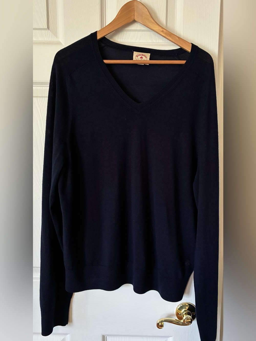Brooks Brothers Women's Dark Navy V-Neck Sweater